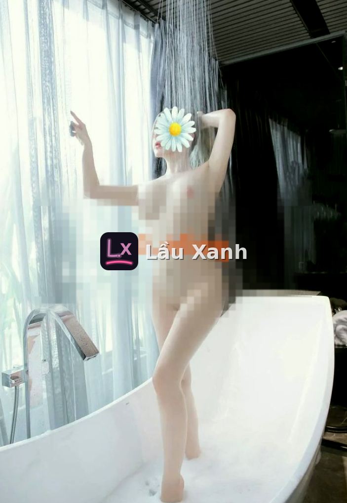 Khánh Linh – gái gọi Tân Bình