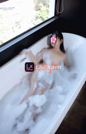 Khánh Huyền – ảnh