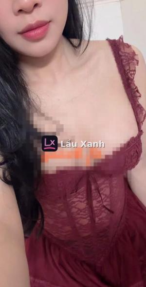 Khánh Thi – gái gọi Long Khánh
