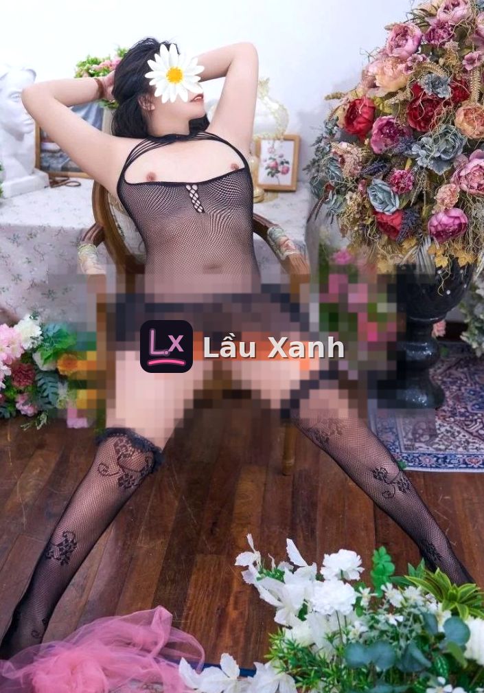 Huyền My – gái gọi Hoàng Mai
