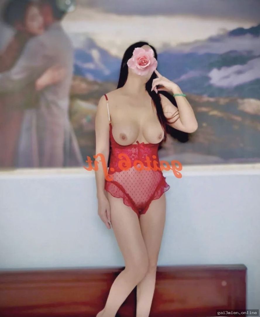 Thuỳ Linh Thần – Sang chảnh, không vội vàng – Hú ngay – Quận 8, Sài Gòn – ảnh 10