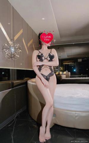 Tina – ảnh